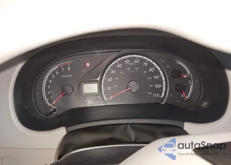 2014 Toyota Sienna Le V6 8 Passenger z USA, uszkodzony, nr VIN 5TDKK3DC3ES501218